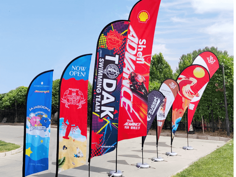 Dịch vụ in cờ phướn Hoàng Gia